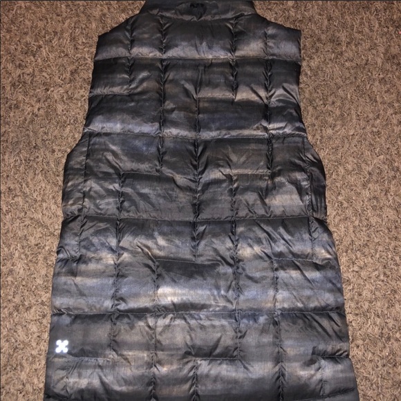 Lululemon Vest 🍋 - Picture 9 of 14